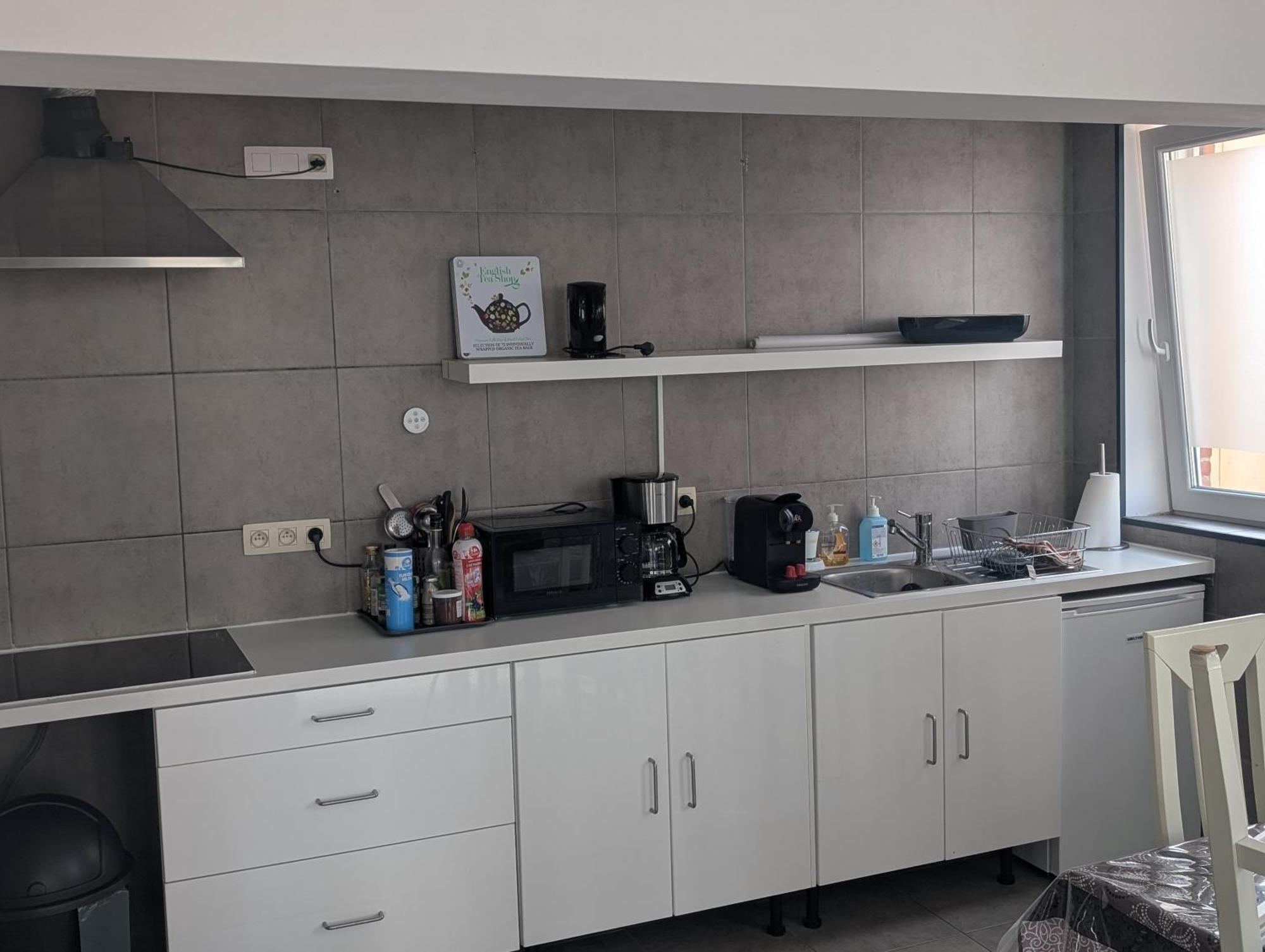 Appartement Spacieux Avec Parking Et Terrasse De Panne Eksteriør bilde
